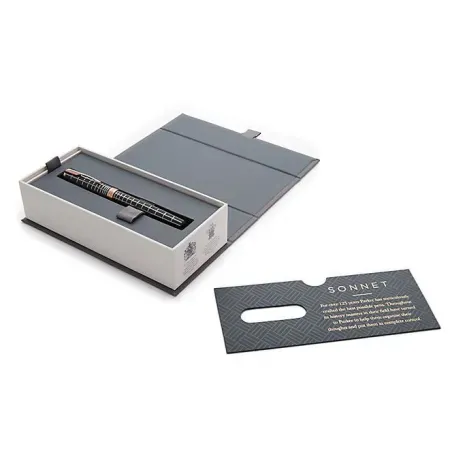 Nalivno pero Parker Sonnet Custom