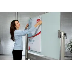Mobilna steklena tabla NOBO 90 x 120 cm, na kolesih