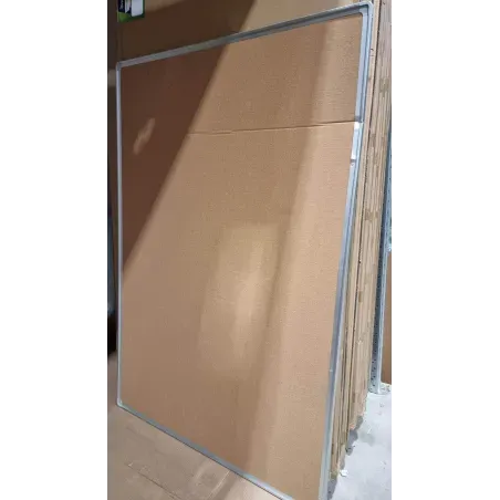 Tabla 100x150 POŠKODOVANA z alu. okvirjem, Topboard